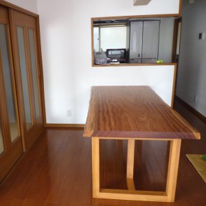 無垢一枚板テーブル（香川県高松市I様邸）