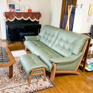 納品事例　竹原市S様邸（一枚板、チェア）