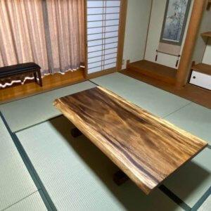 納品事例　笠岡市M様邸（一枚板）