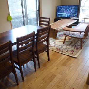 納品事例 福山市K様邸（ソファ、ダイニングテービル、チェア）