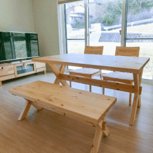 納品事例　三原市F様邸（ダイニングテーブル、チェア）