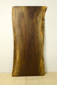 【新着情報】ウォールナット W173×D84〜75cm　厚み4cm　¥425,000