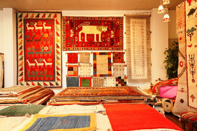 『世界の手織り絨毯展』開催中