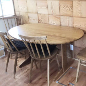 納品事例　竹原市Y様邸（テーブル、チェア）