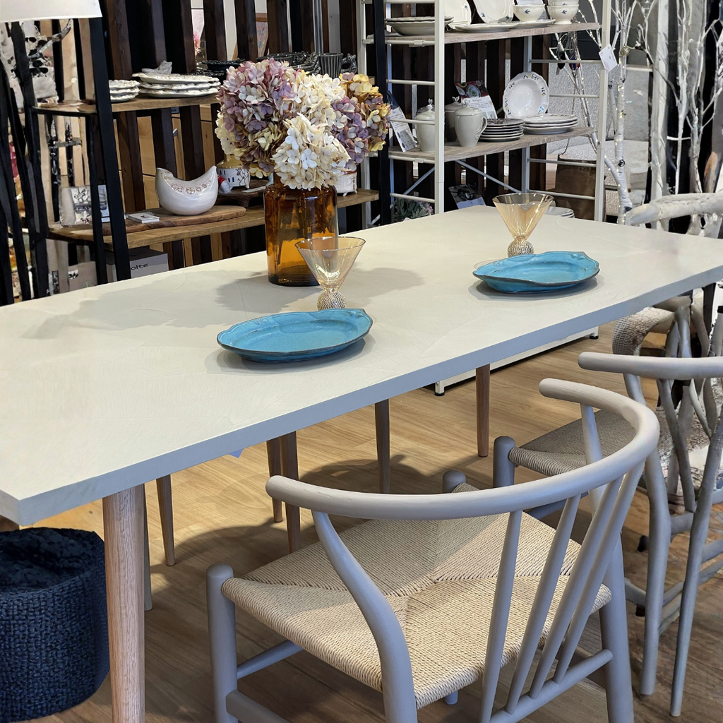 オルトレマテリアのダイニングテーブル<br>〔tb078〕