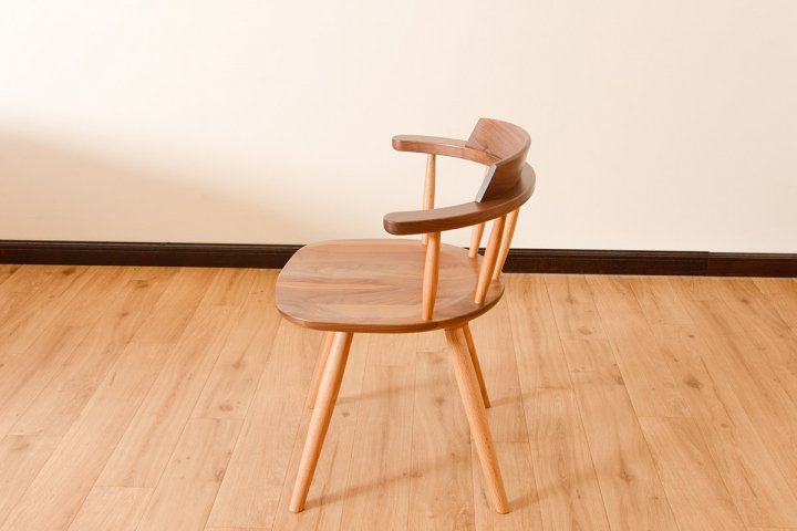 屋久杉 片肘掛付椅子（回転式）