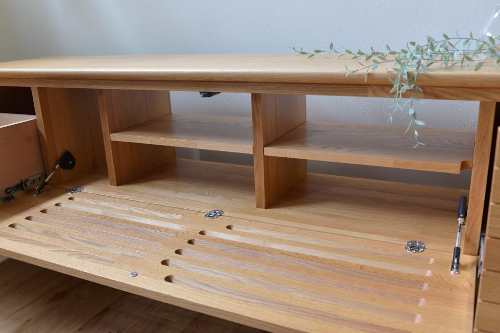 ダイニングからも見やすい高さのTVボード〔tv038〕 – 府中家具の館